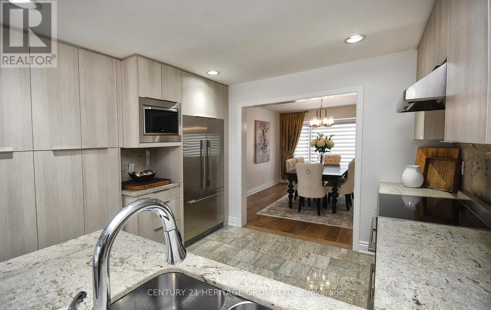 Main & Upper - 175 Bayview Fairways Drive, Markham, Ontario  L3T 2Y9 - Photo 7 - N12676724