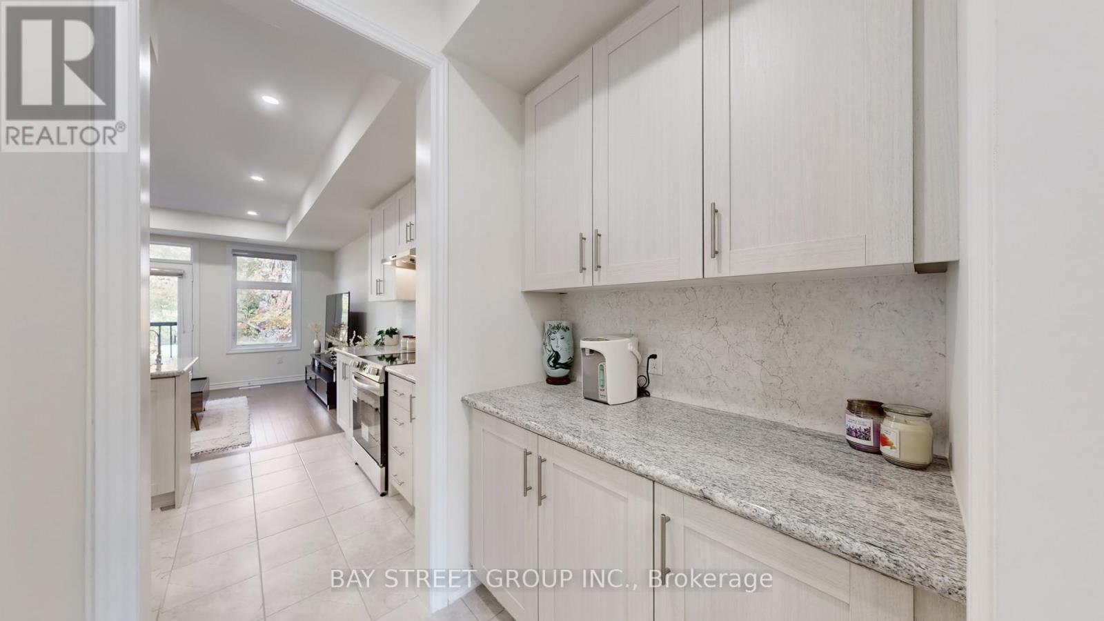 80 Puisaya Drive, Richmond Hill, Ontario  L4E 1L2 - Photo 13 - N12676778