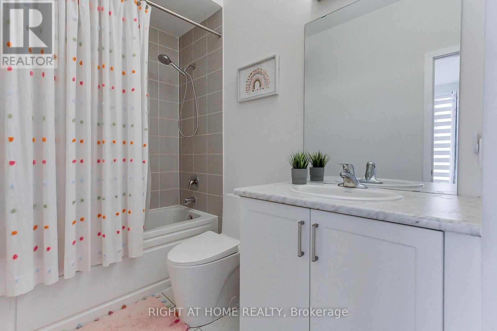 14 Pageant Avenue, Vaughan, Ontario  L4H 4R3 - Photo 38 - N12676828