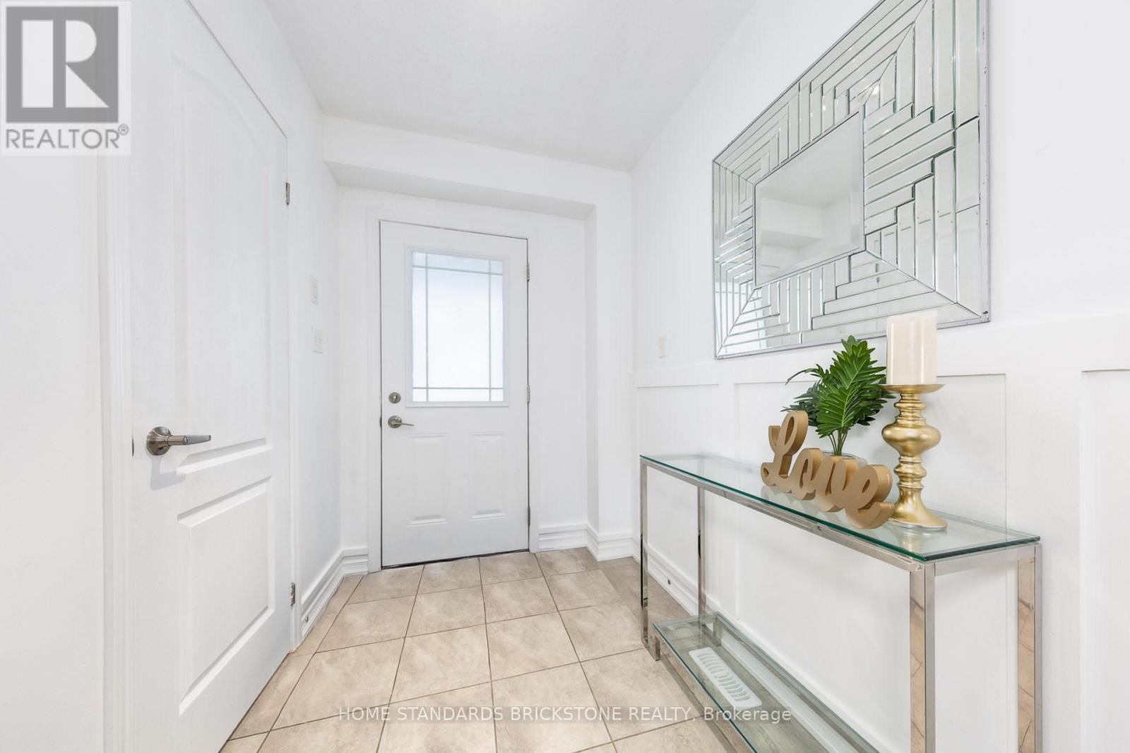 90 Frank's Way, Barrie (Allandale), Ontario  L4N 3J1 - Photo 5 - S12676752