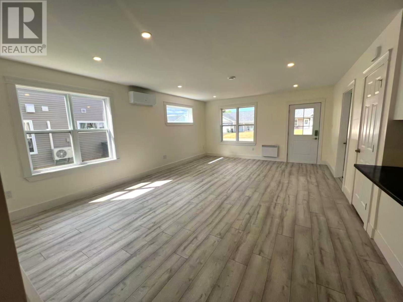 15 Aidan Street, Charlottetown, Prince Edward Island  C1E 3P9 - Photo 3 - 202600421