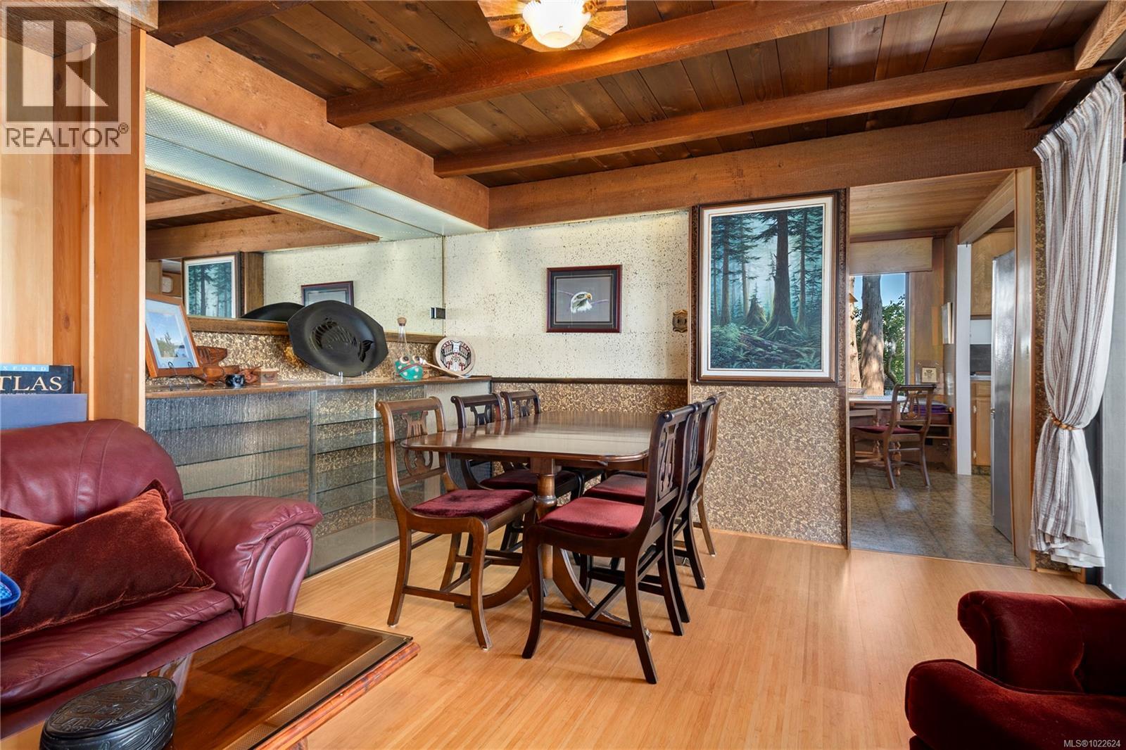 561 & 565 Island Hwy, Campbell River, British Columbia  V9W 2B9 - Photo 14 - 1022624