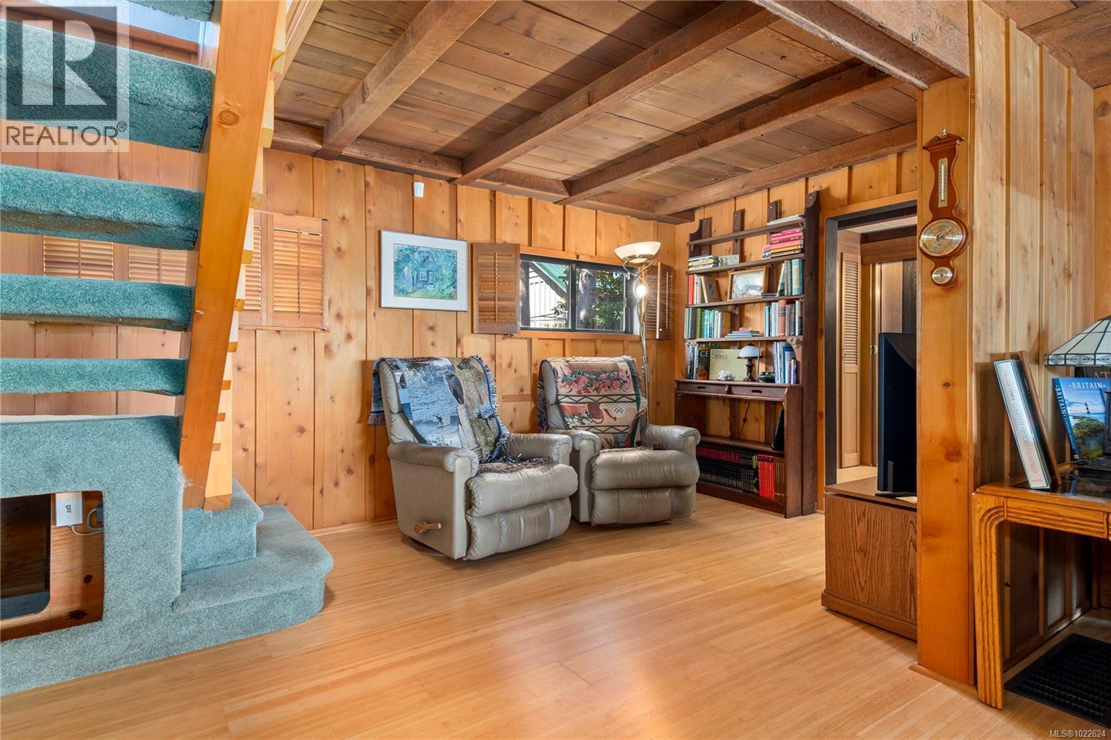 561 & 565 Island Hwy, Campbell River, British Columbia  V9W 2B9 - Photo 9 - 1022624