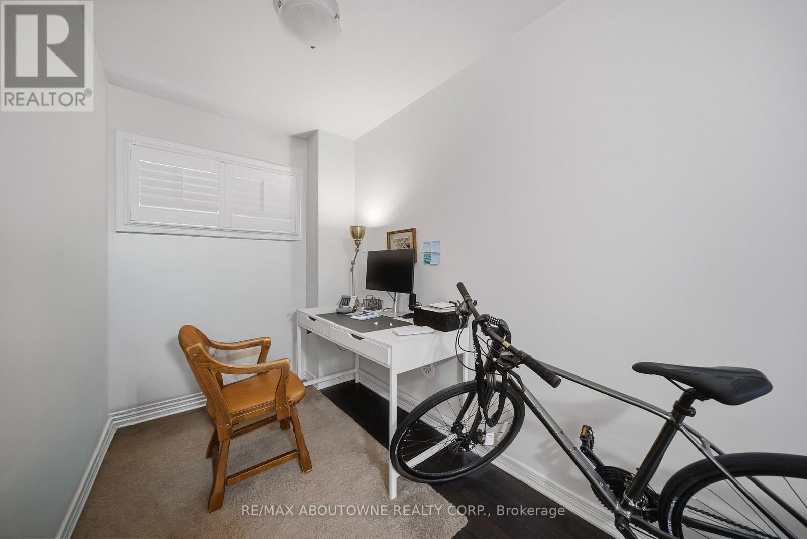 106 - 2441 Greenwich Drive, Oakville, Ontario  L6M 0S4 - Photo 18 - W12676722