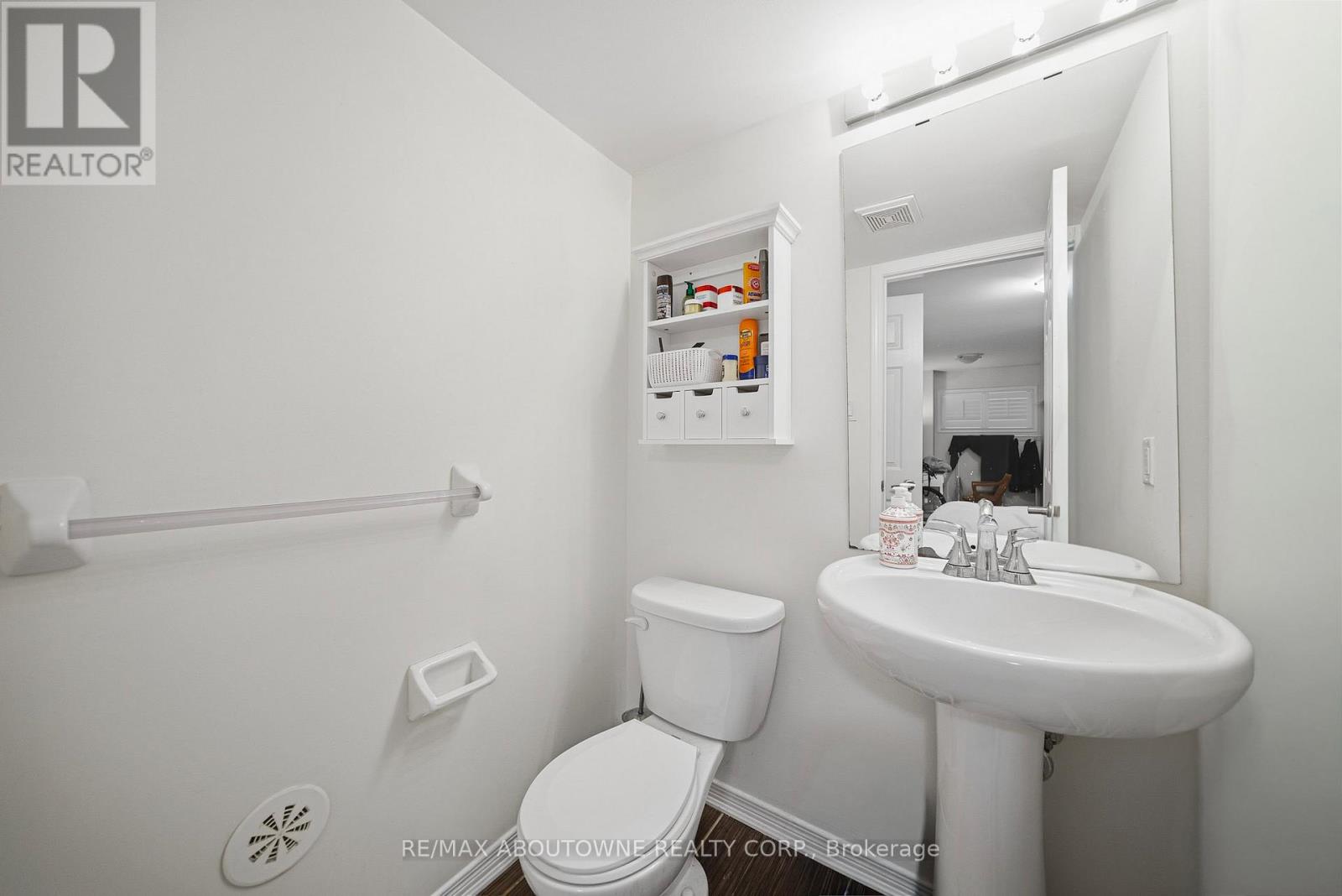 106 - 2441 Greenwich Drive, Oakville, Ontario  L6M 0S4 - Photo 19 - W12676722