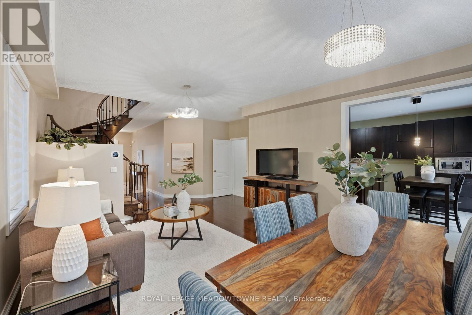 355 Greenlees Circle, Milton (Cl Clarke), Ontario  L9T 0X2 - Photo 13 - W12676732