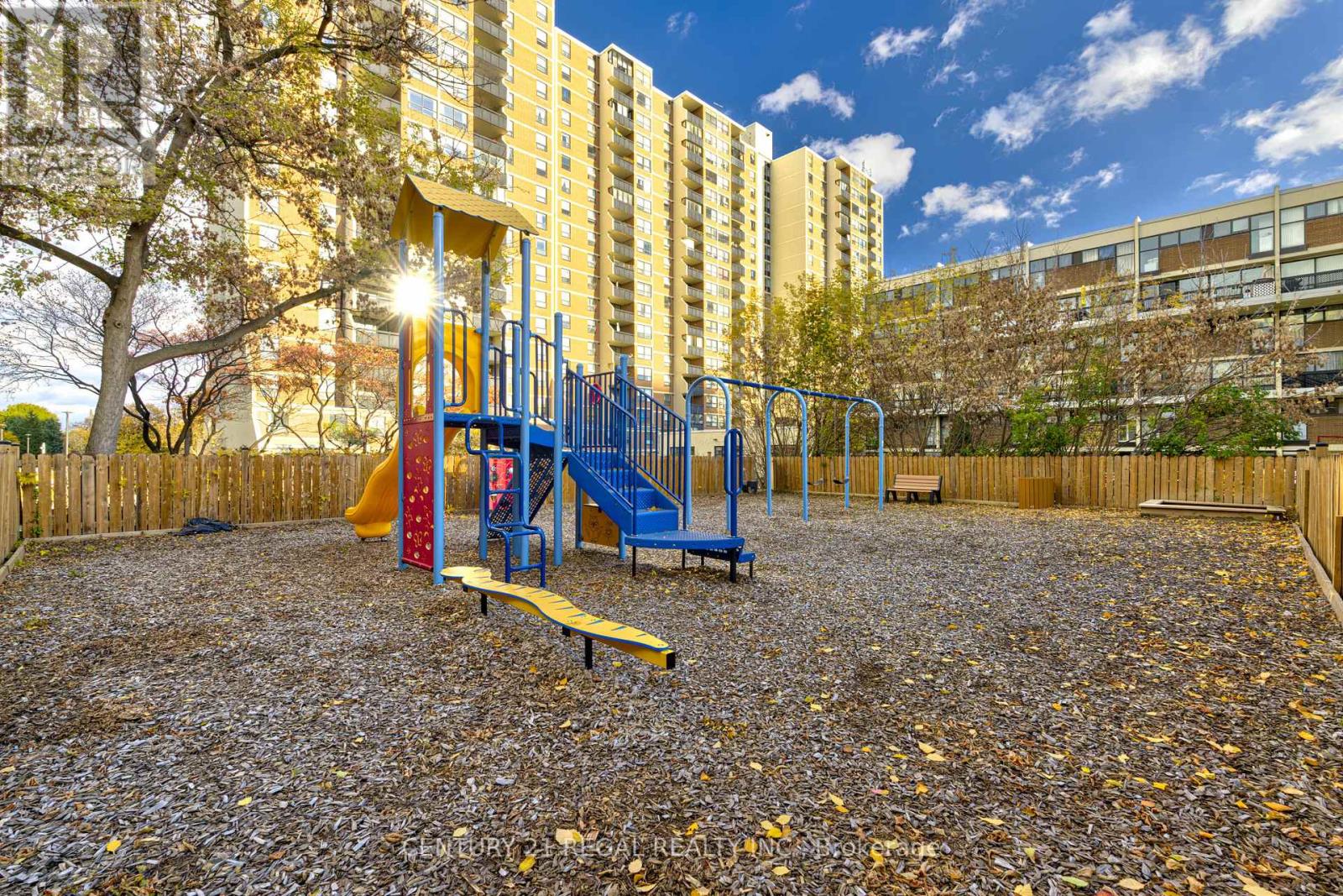 139 - 366 The East Mall, Toronto, Ontario M9B 6C6 - Photo 44 - W12676784