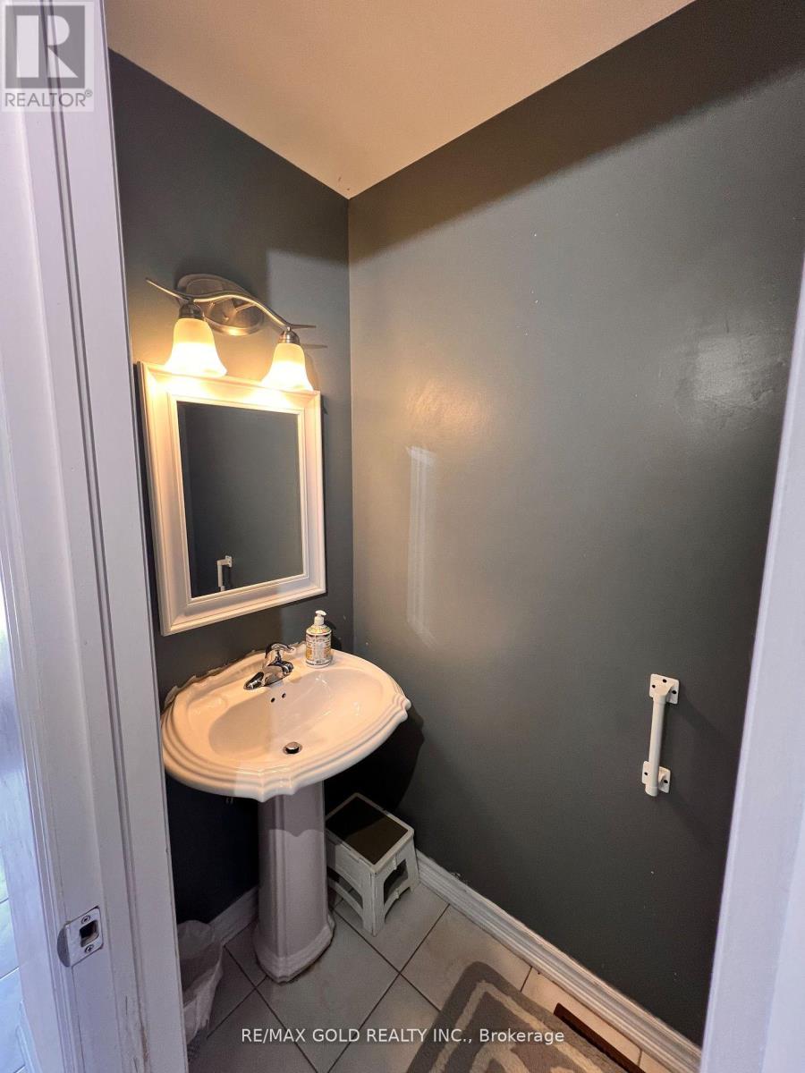 5 - 1020 Central Park Drive, Brampton (Northgate), Ontario  L6S 3J5 - Photo 7 - W12676804