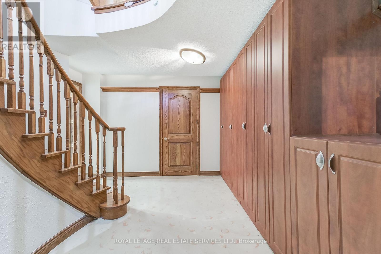 4261 Bridlepath Trail, Mississauga, Ontario  L5L 3K3 - Photo 33 - W12676808