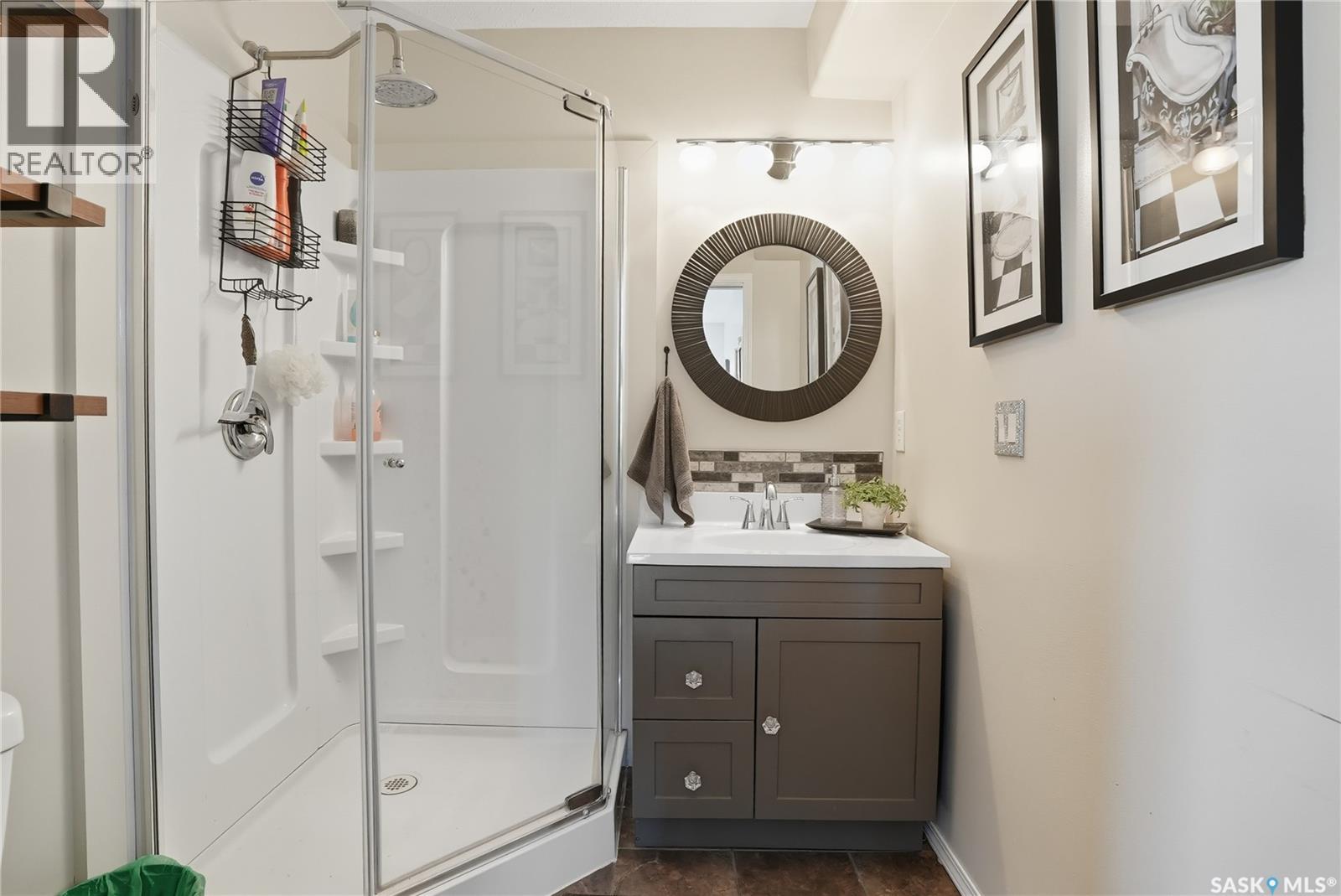 46 1st Avenue N, Martensville, Saskatchewan  S0K 2T0 - Photo 16 - SK026433