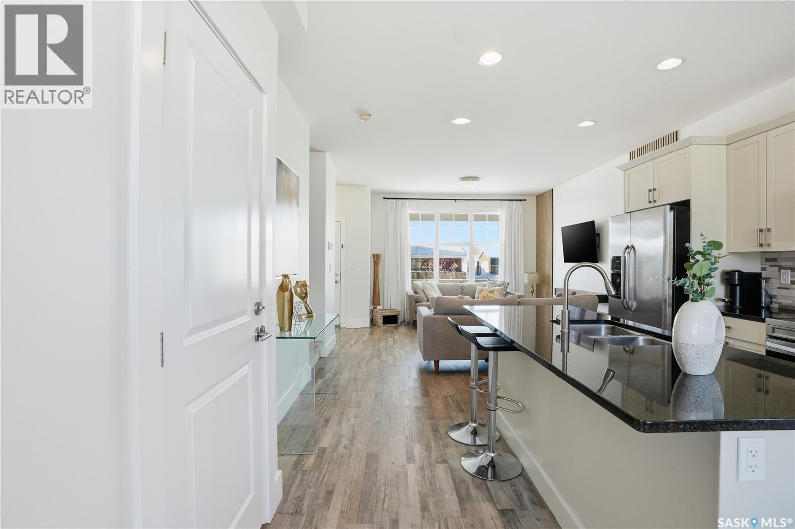 443 Eaton Lane, Saskatoon, Saskatchewan  S7V 0A4 - Photo 10 - SK026425