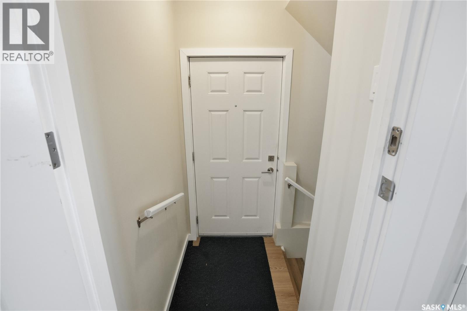 443 Eaton Lane, Saskatoon, Saskatchewan  S7V 0A4 - Photo 28 - SK026425