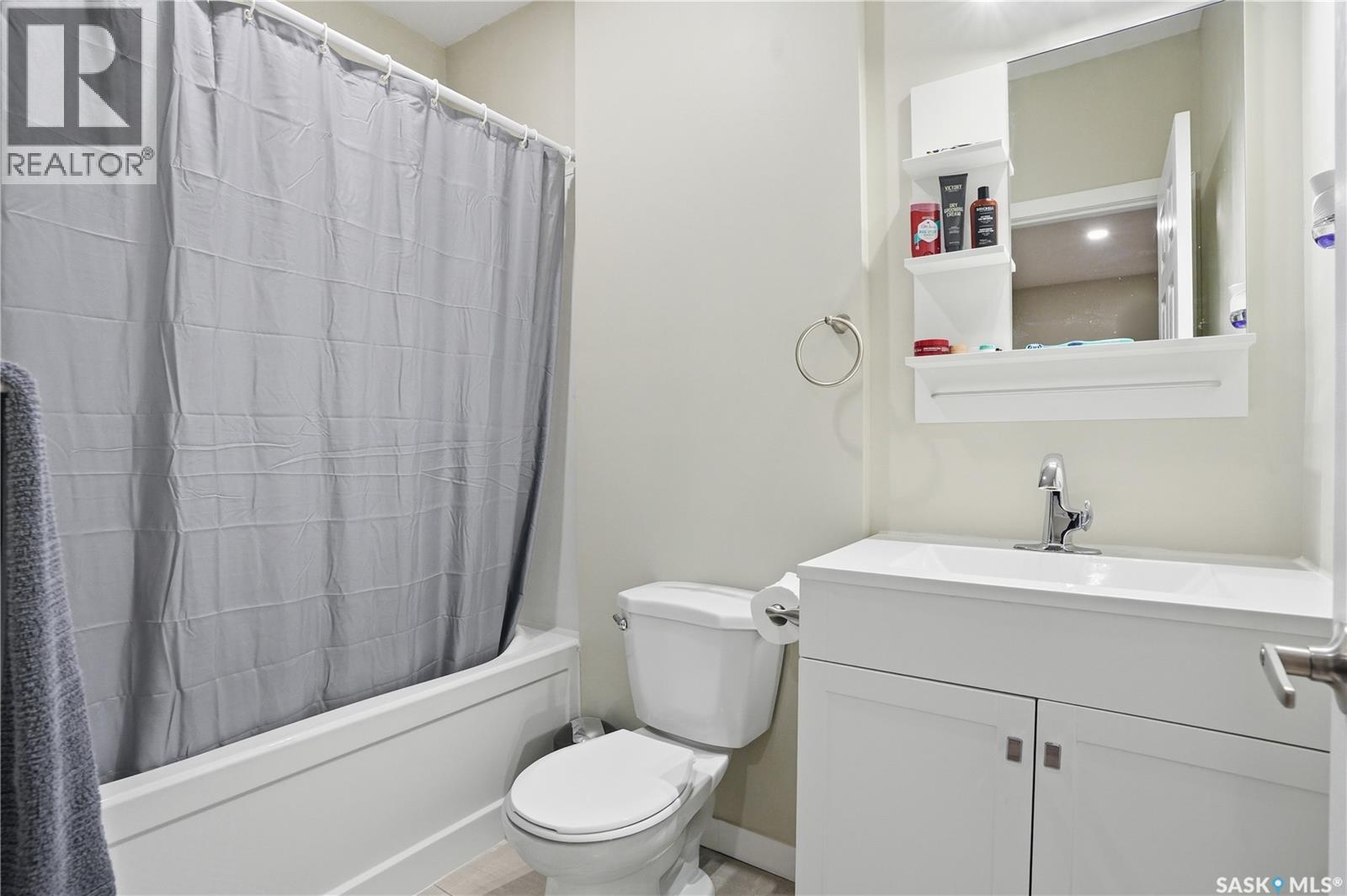 443 Eaton Lane, Saskatoon, Saskatchewan  S7V 0A4 - Photo 36 - SK026425