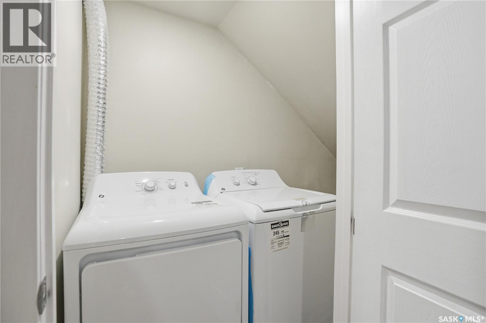 443 Eaton Lane, Saskatoon, Saskatchewan  S7V 0A4 - Photo 37 - SK026425