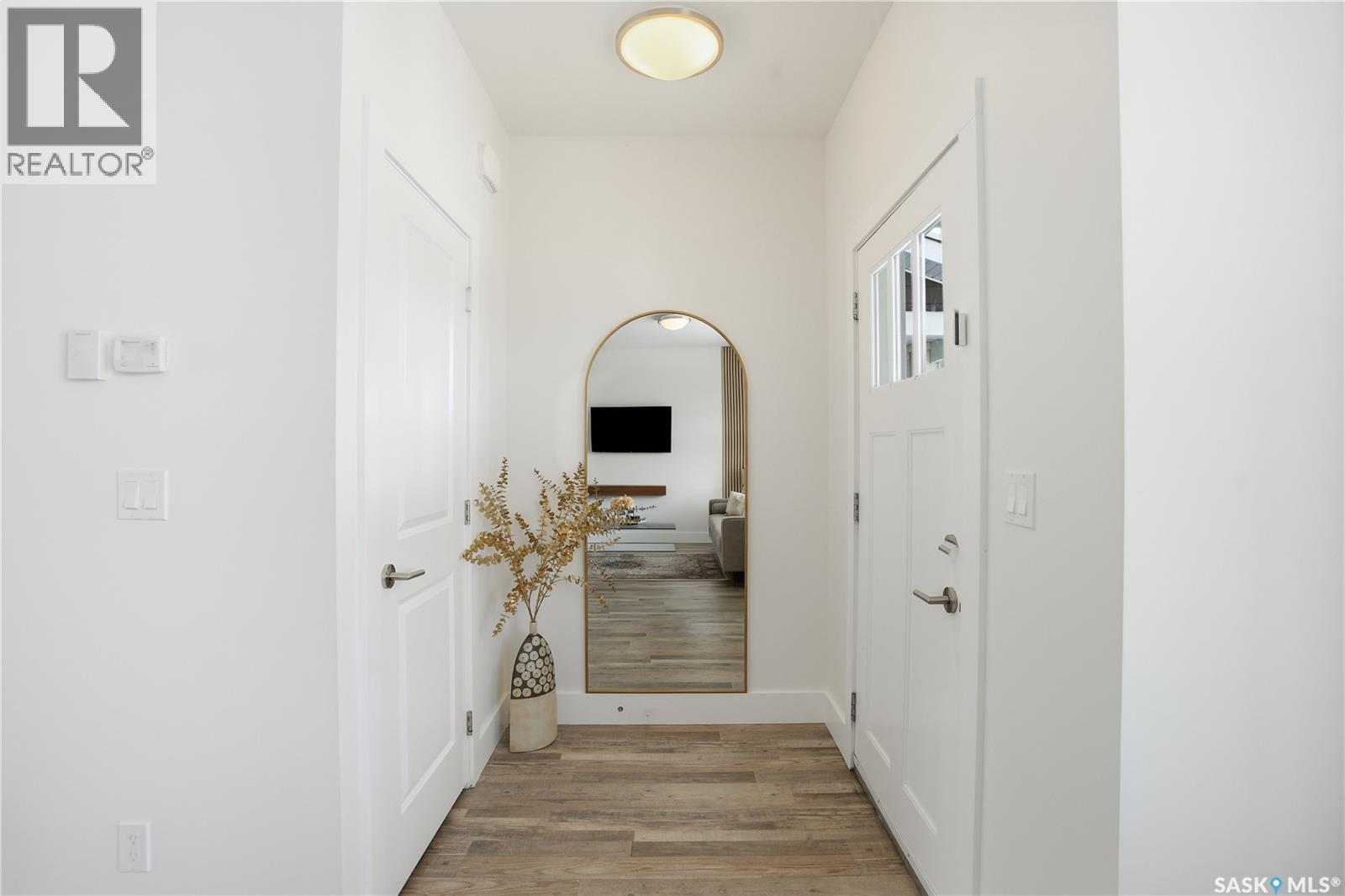 443 Eaton Lane, Saskatoon, Saskatchewan  S7V 0A4 - Photo 4 - SK026425