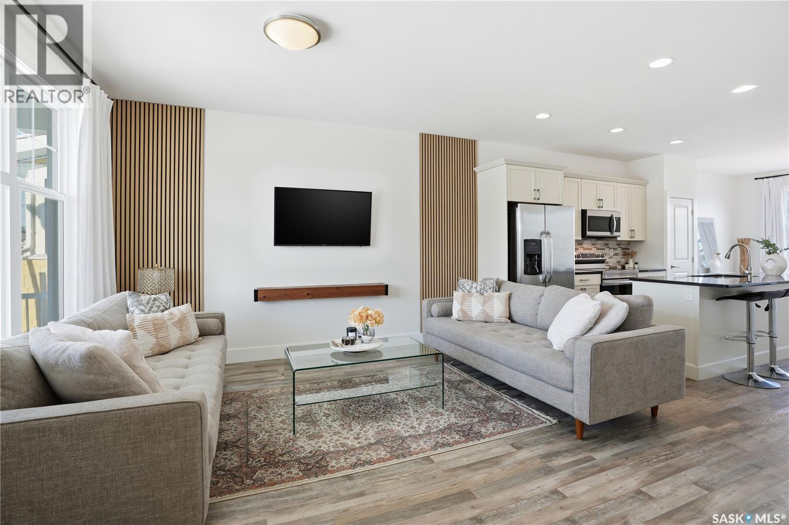 443 Eaton Lane, Saskatoon, Saskatchewan  S7V 0A4 - Photo 5 - SK026425