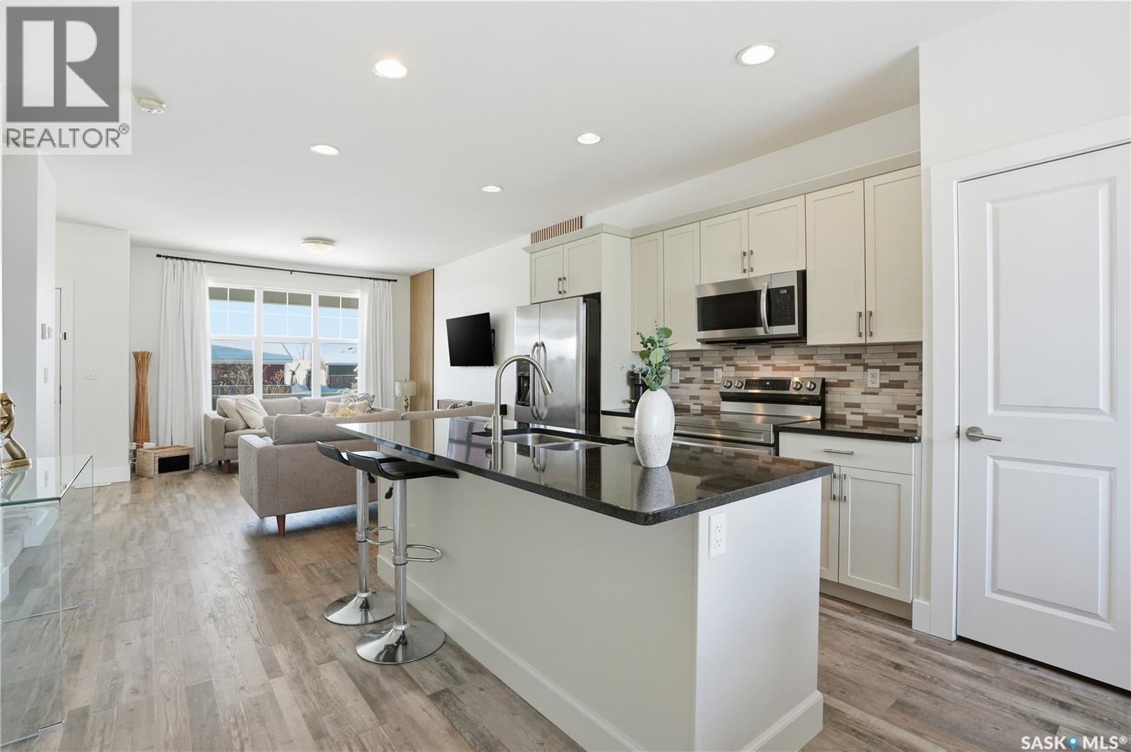 443 Eaton Lane, Saskatoon, Saskatchewan  S7V 0A4 - Photo 9 - SK026425