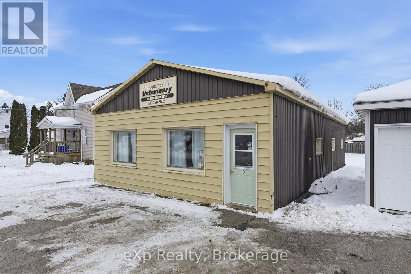 10 Queen Street N, Minto, Ontario  N0G 1Z0 - Photo 12 - X12676876