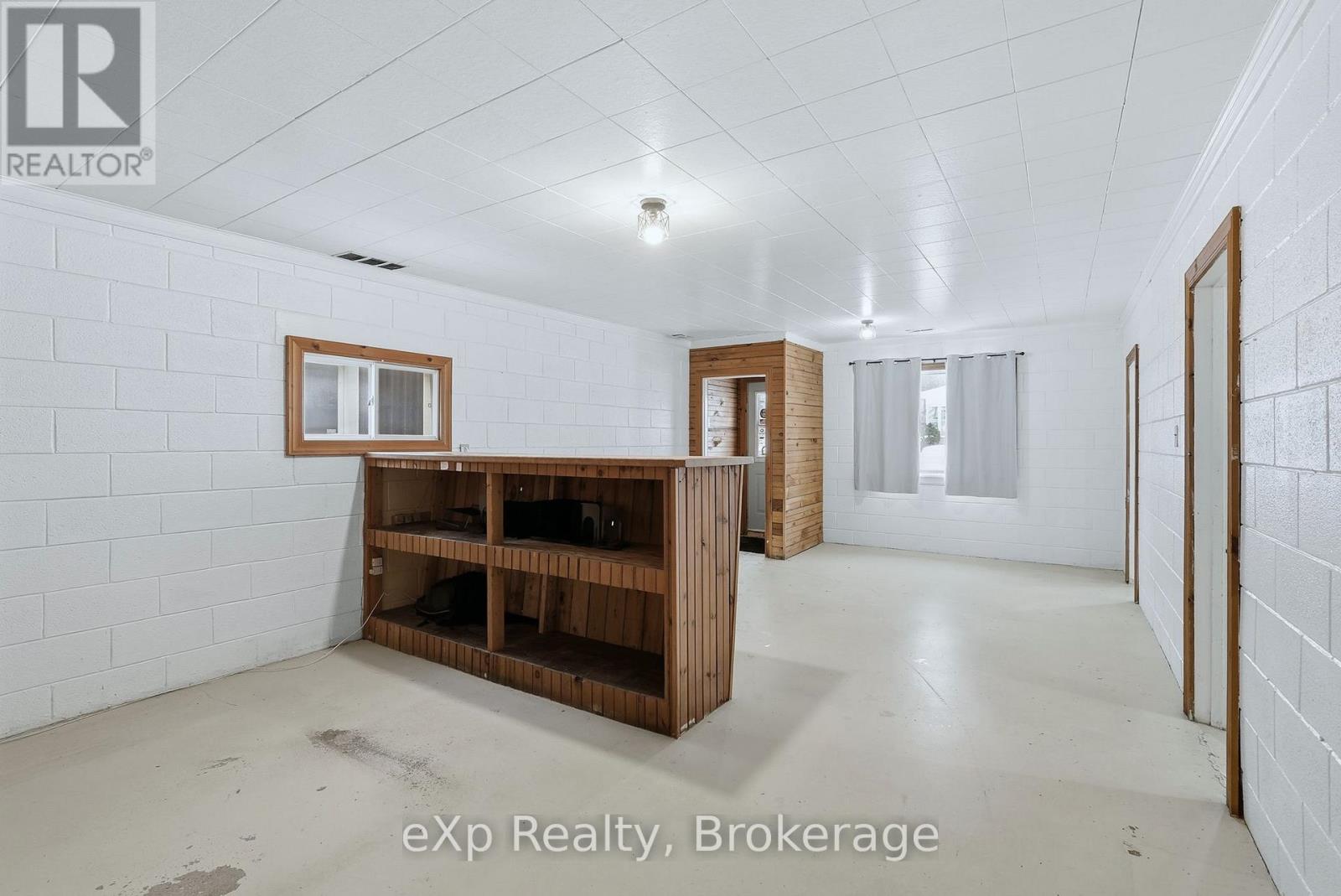 10 Queen Street N, Minto, Ontario  N0G 1Z0 - Photo 18 - X12676876