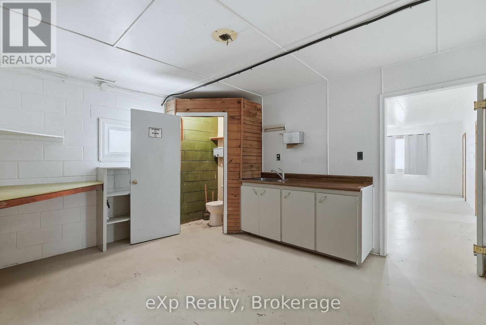 10 Queen Street N, Minto, Ontario  N0G 1Z0 - Photo 24 - X12676876