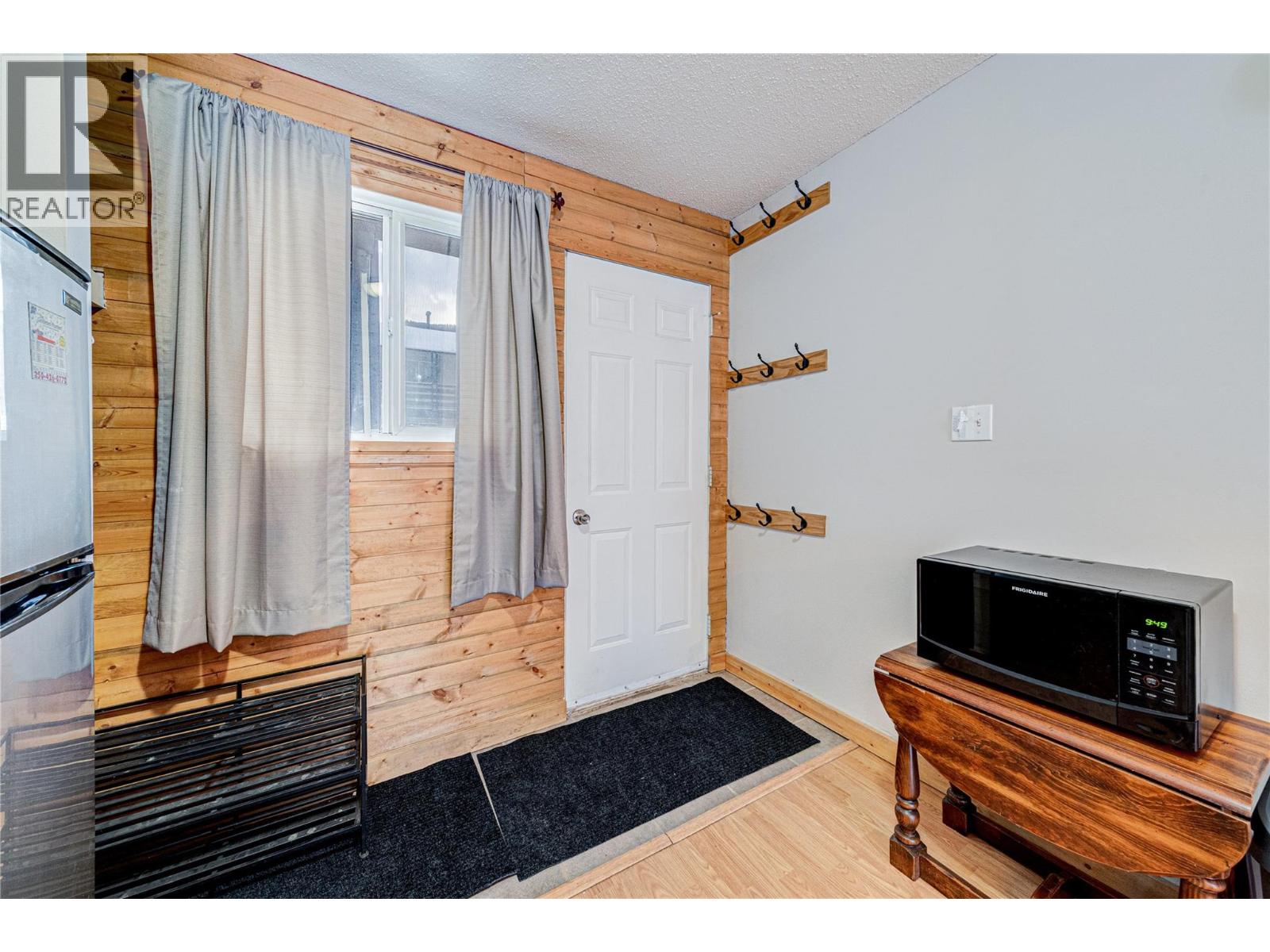 100 Red Cedar Drive Unit# G71, Sparwood, British Columbia  V0B 2G0 - Photo 4 - 10371882