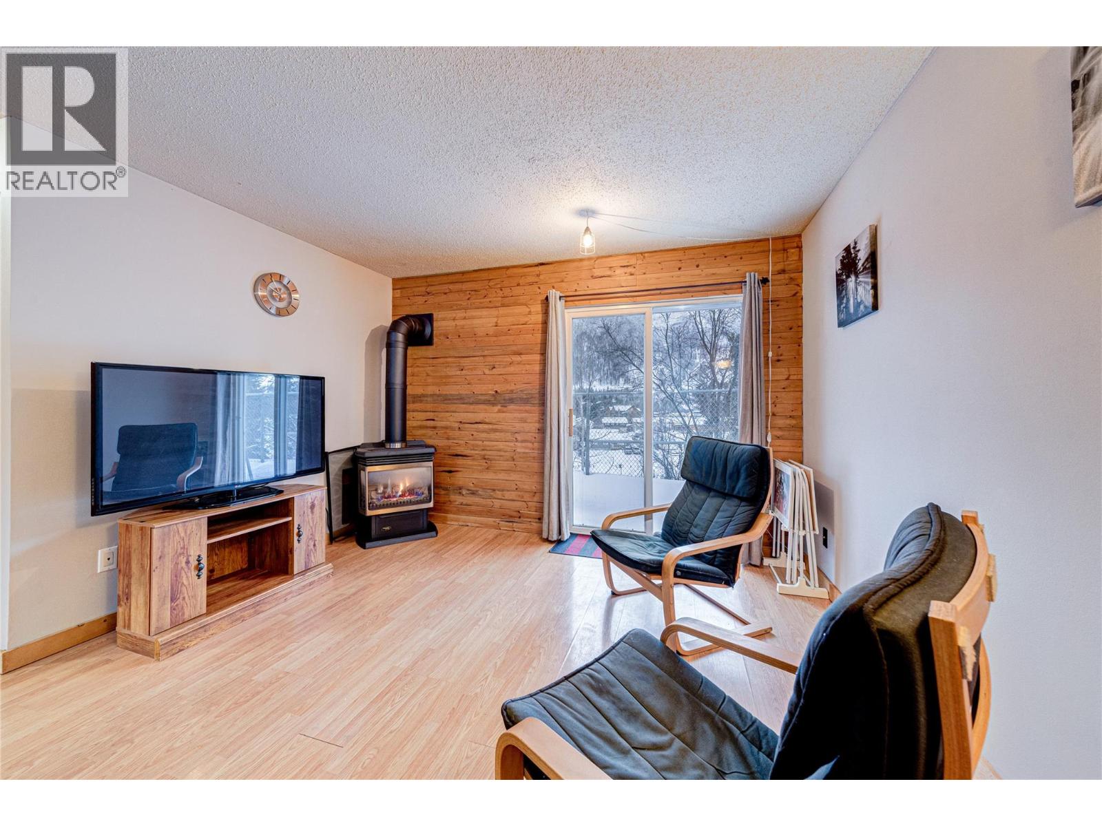 100 Red Cedar Drive Unit# G71, Sparwood, British Columbia  V0B 2G0 - Photo 6 - 10371882