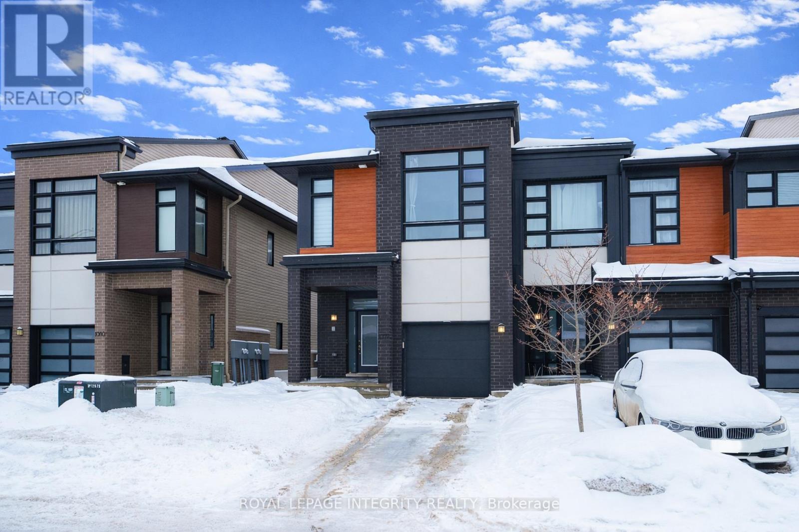 1078 Lunar Glow Crescent, Ottawa, Ontario  K4M 0J8 - Photo 2 - X12674654