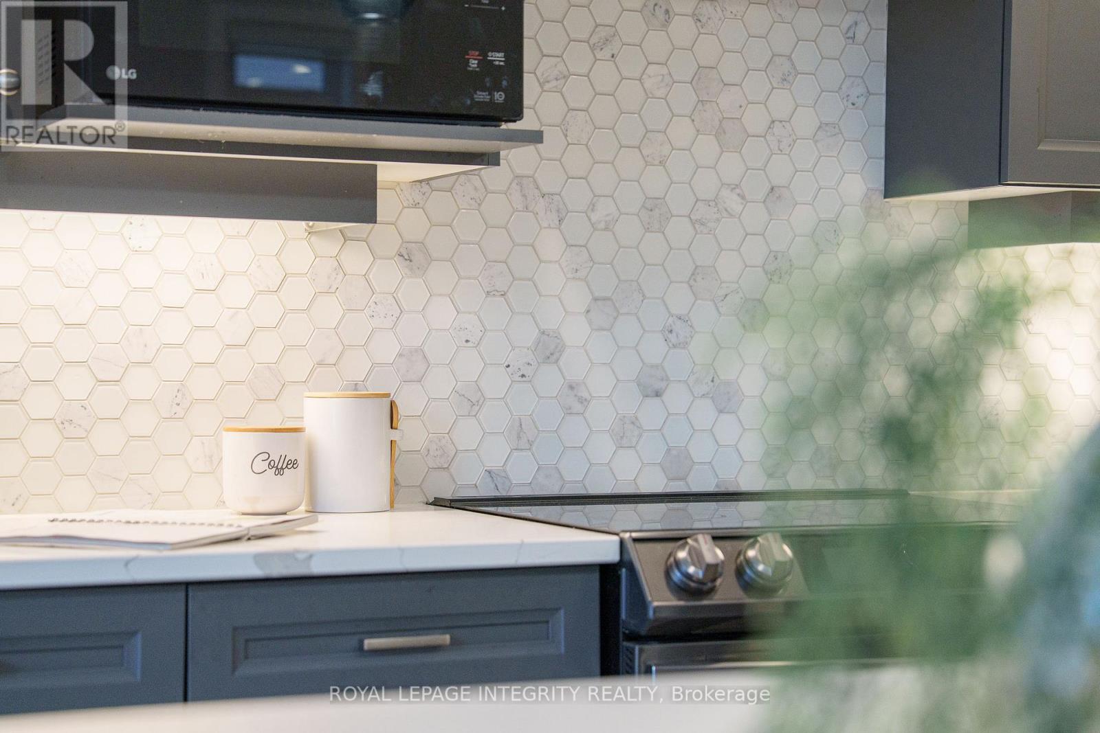 1078 Lunar Glow Crescent, Ottawa, Ontario  K4M 0J8 - Photo 14 - X12674654