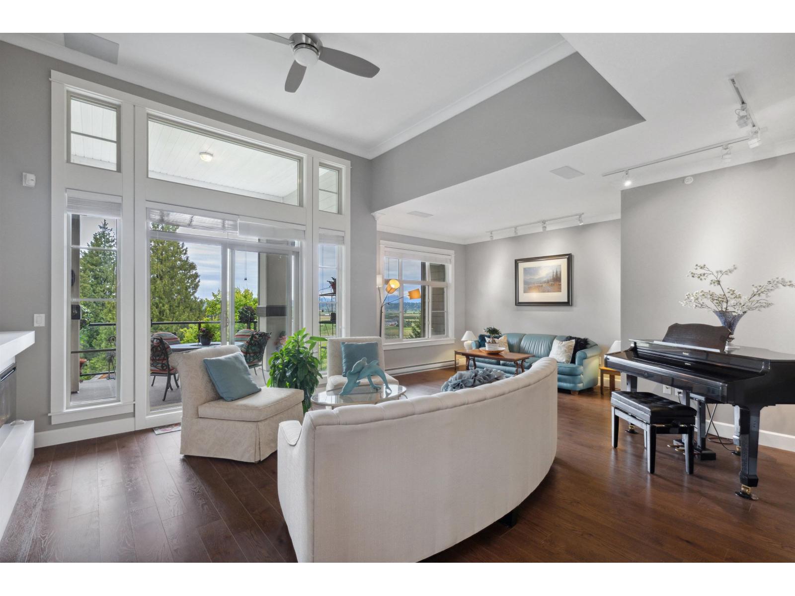 304 15155 36 Avenue, Surrey, British Columbia  V3Z 4R3 - Photo 8 - R3049780