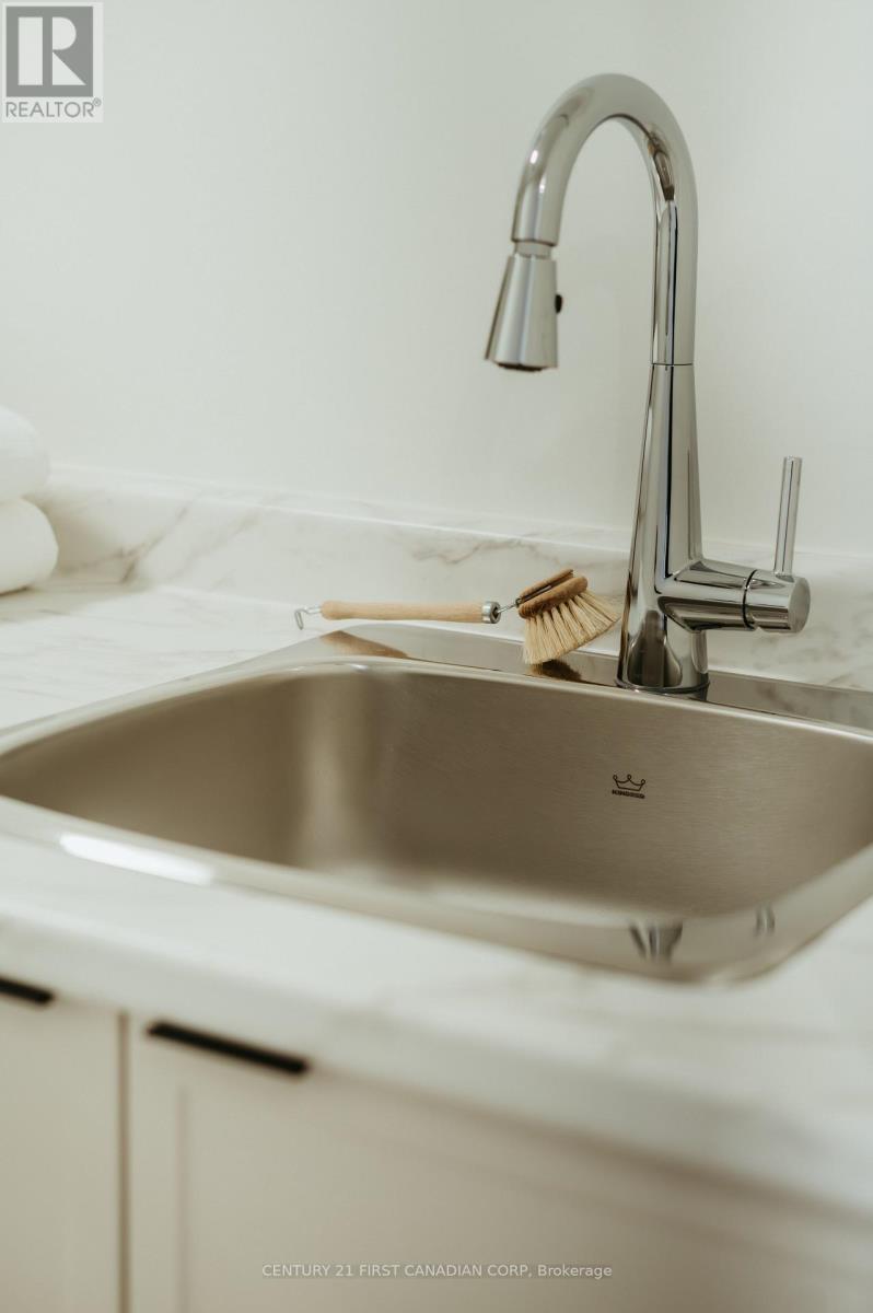 1382 Shields Place, London North, Ontario  N6G 0Z8 - Photo 38 - X12676970