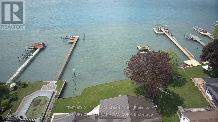 3877 St Clair Parkway, St. Clair, Ontario  N0P 2B0 - Photo 13 - X12677026