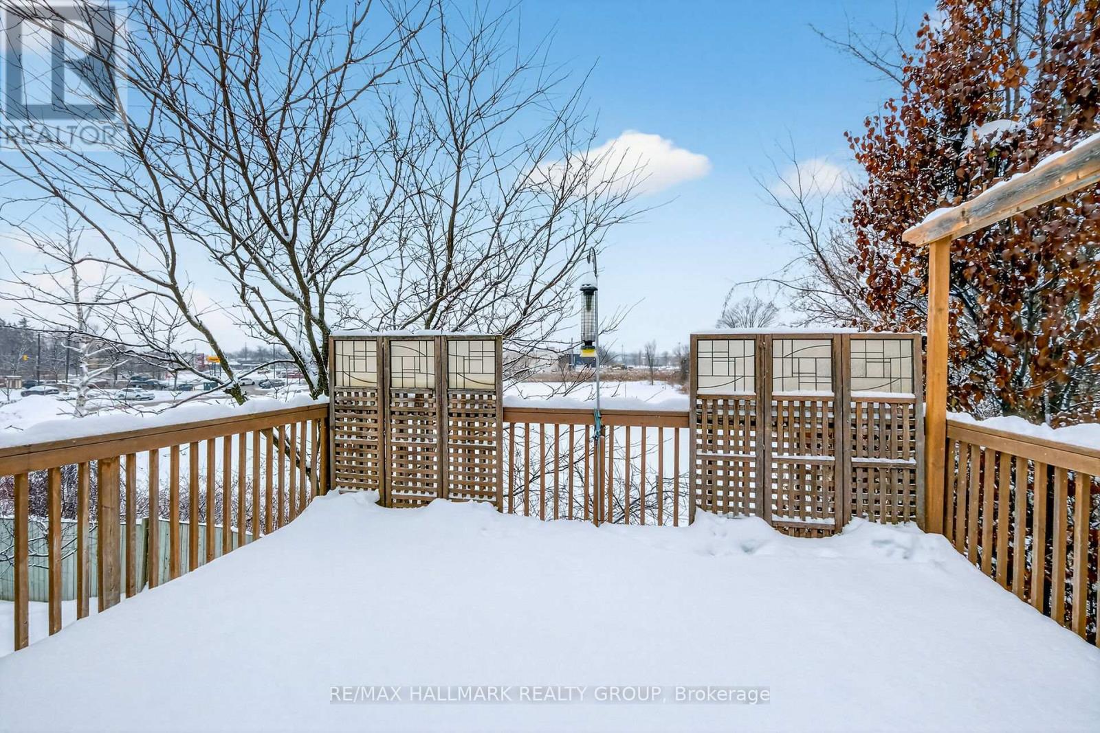 Main Floor - 19 Foulis Crescent, Ottawa, Ontario  K2L 4H2 - Photo 48 - X12676990