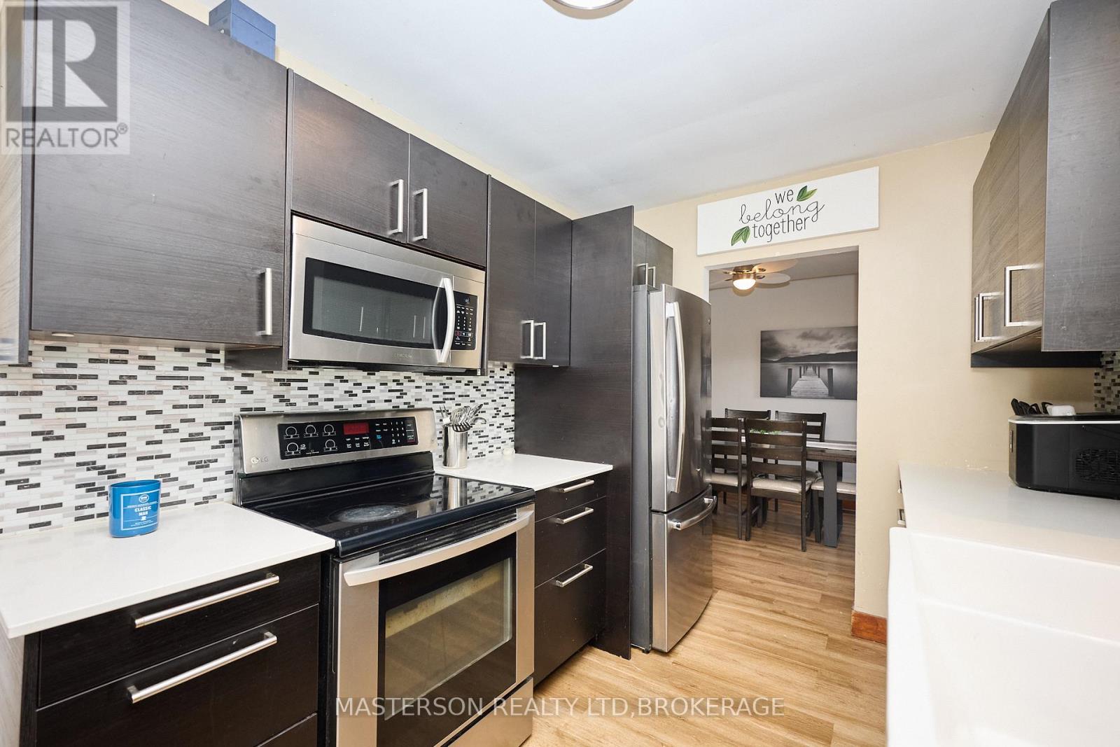 6805 Dunn Street, Niagara Falls, Ontario  L2G 2R3 - Photo 3 - X12677038