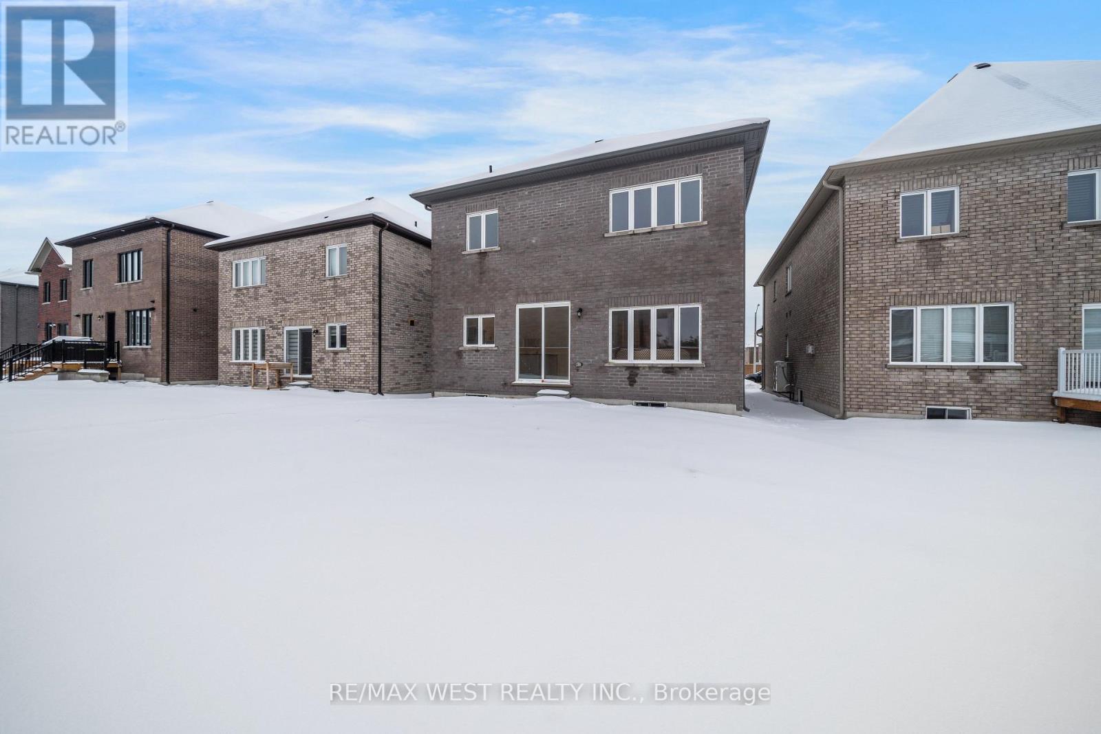 3 Speciosa Street, Richmond Hill, Ontario  L4E 2Y5 - Photo 48 - N12676574