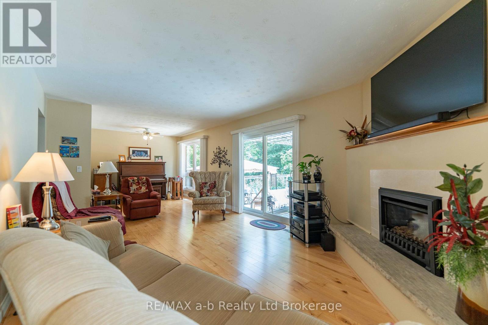 660 Goshen Road, Norfolk, Ontario  N4G 4G7 - Photo 11 - X12677048