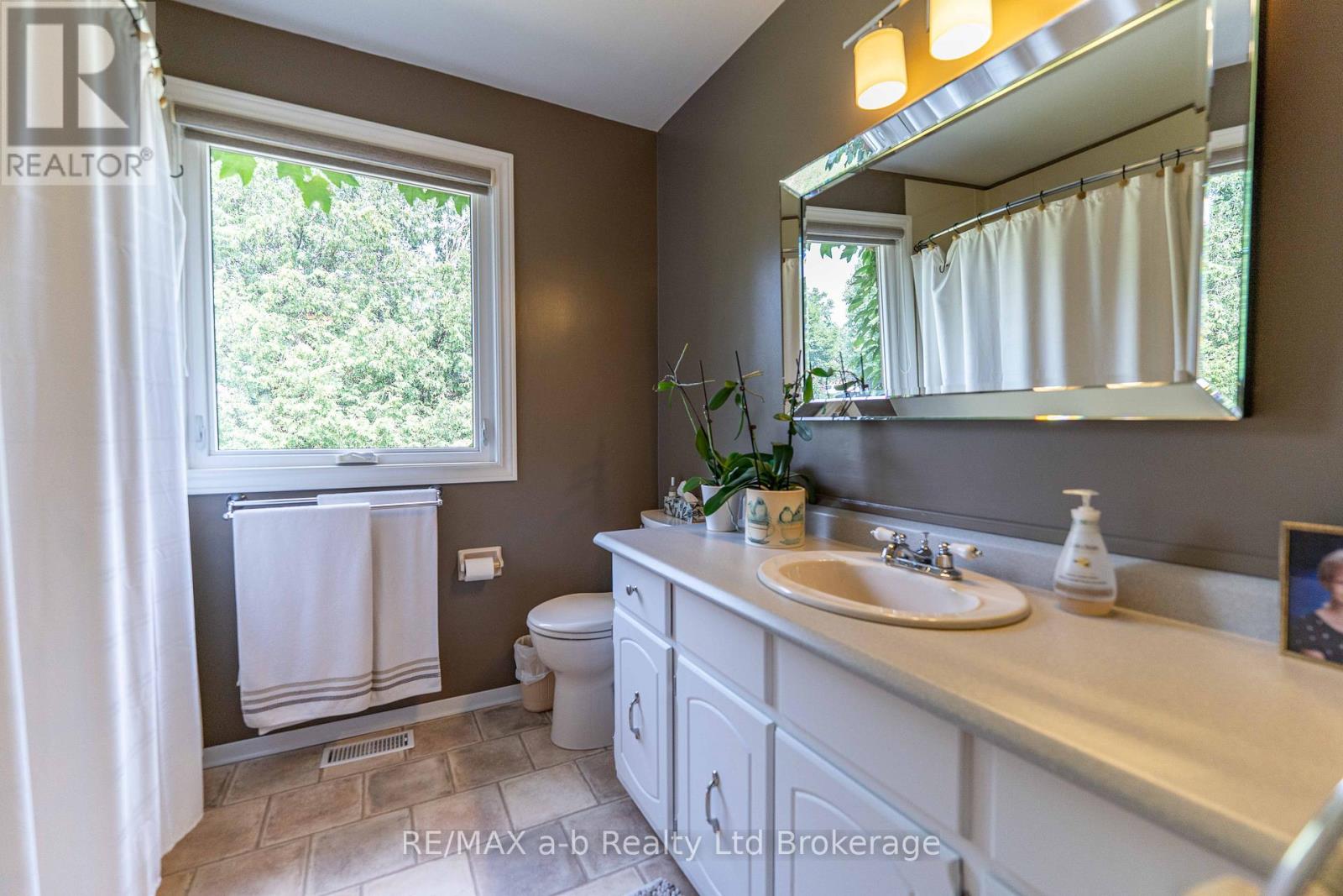 660 Goshen Road, Norfolk, Ontario  N4G 4G7 - Photo 23 - X12677048