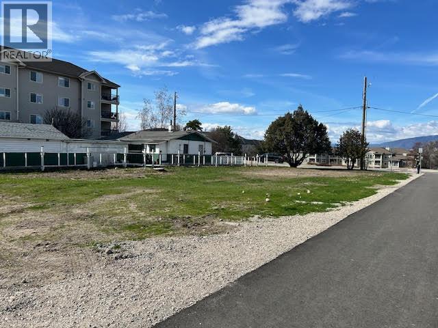 315 Froelich Road Kelowna Photo 4