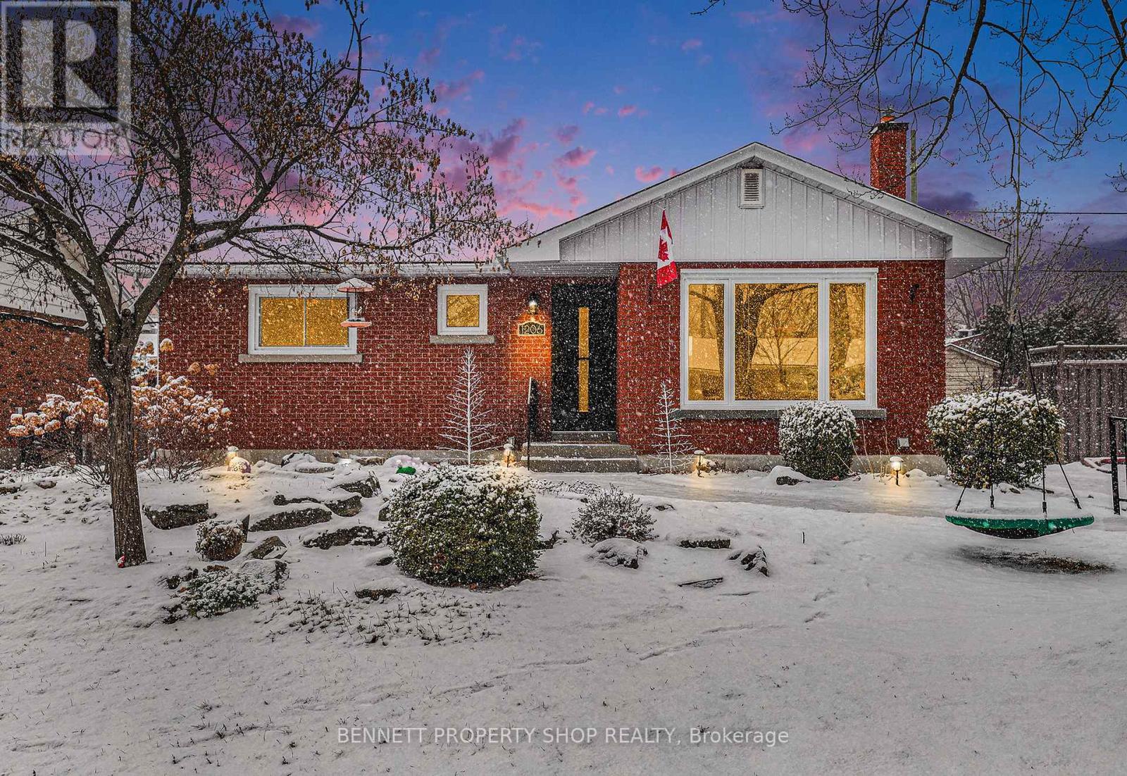 1206 Placid Street, Ottawa, Ontario  K2C 3A6 - Photo 32 - X12663538