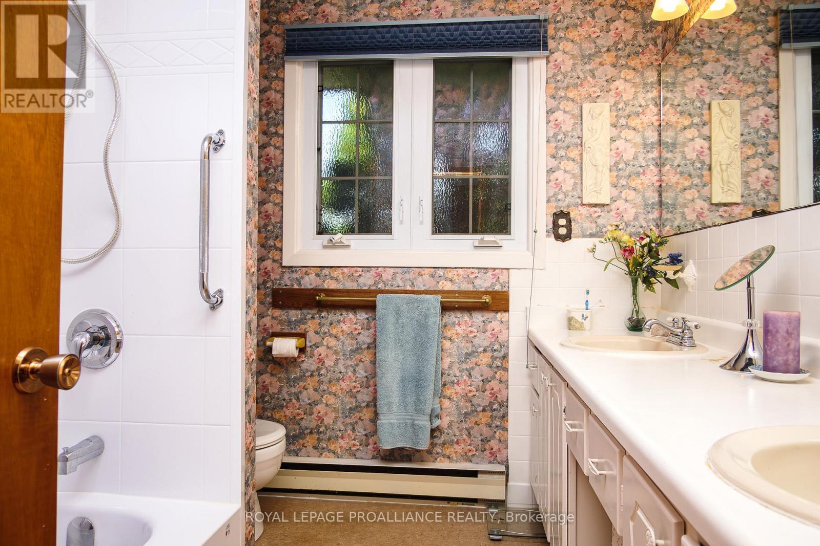 95 Baylea Drive, Quinte West, Ontario  K8V 5P5 - Photo 34 - X12676858