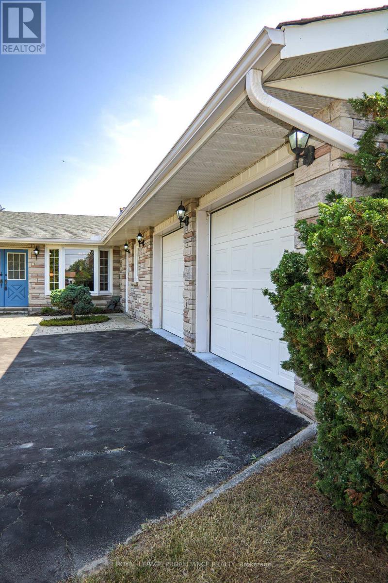 95 Baylea Drive, Quinte West, Ontario  K8V 5P5 - Photo 6 - X12676858