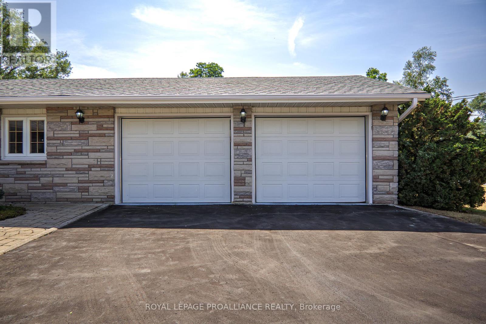 95 Baylea Drive, Quinte West, Ontario  K8V 5P5 - Photo 7 - X12676858