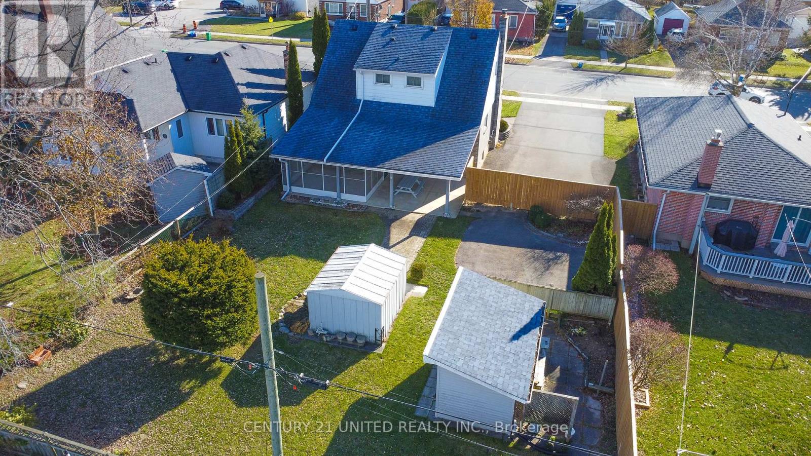 636 Cameron Street, Peterborough, Ontario  K9J 3Z8 - Photo 2 - X12676872