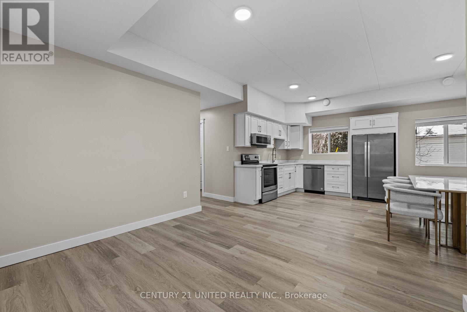 138 Dufferin Street, Peterborough, Ontario  K9H 1N2 - Photo 8 - X12676910