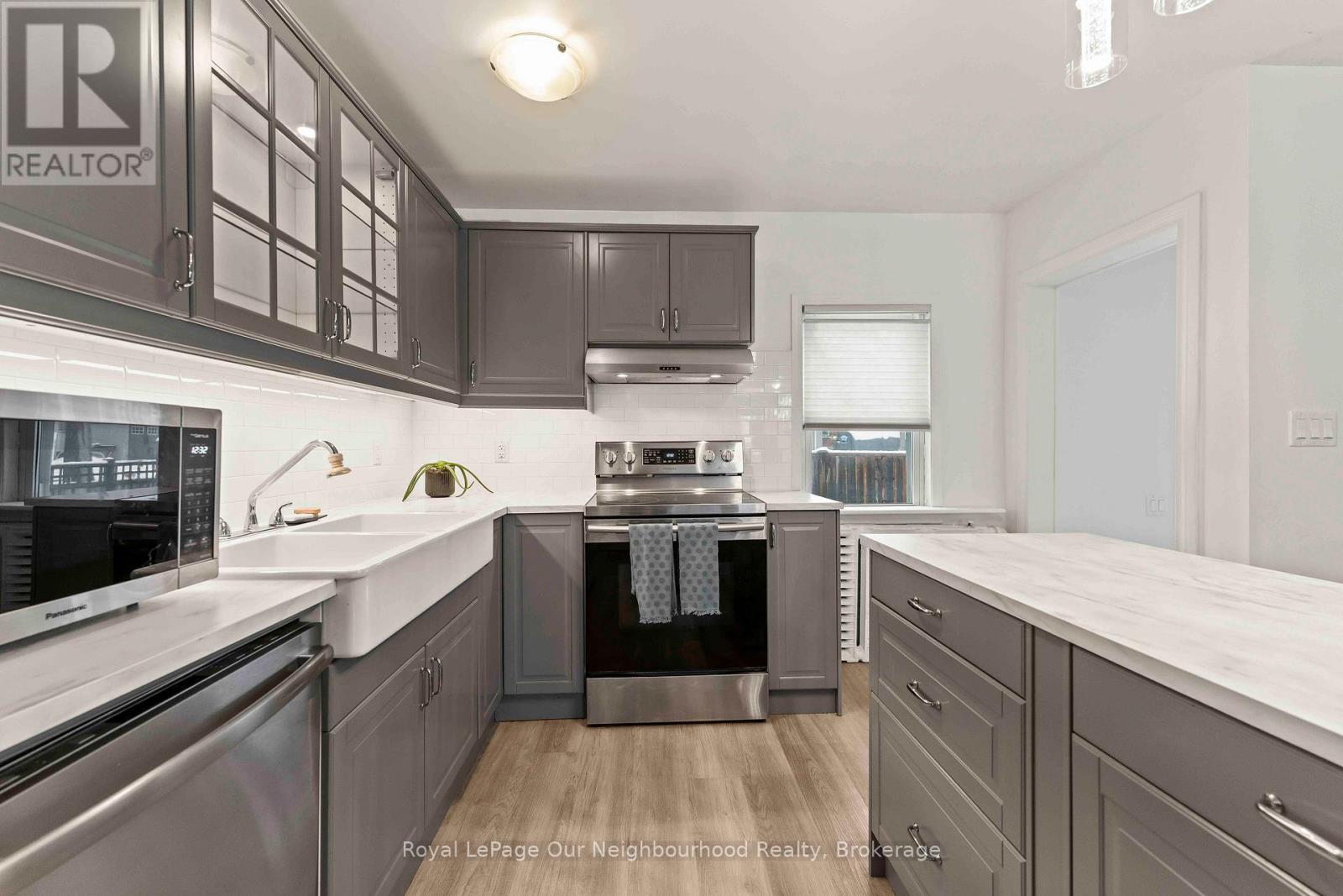 54 Young Street, Port Hope, Ontario  L1A 1M6 - Photo 13 - X12676926