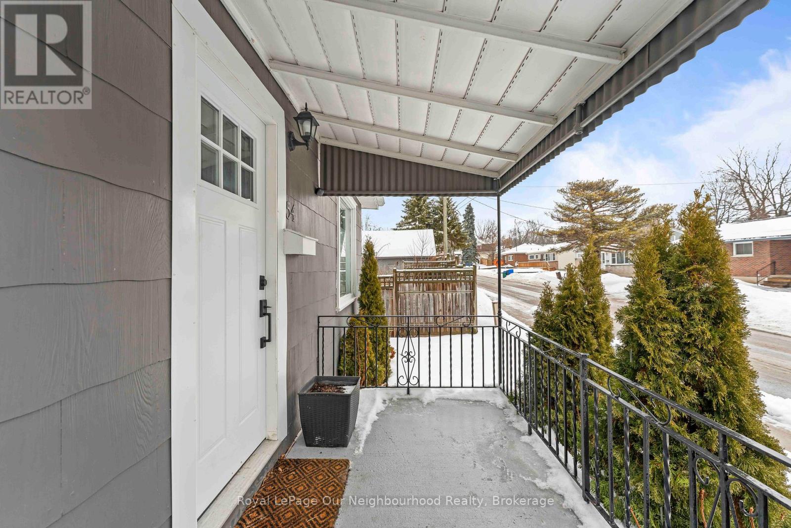 54 Young Street, Port Hope, Ontario  L1A 1M6 - Photo 2 - X12676926