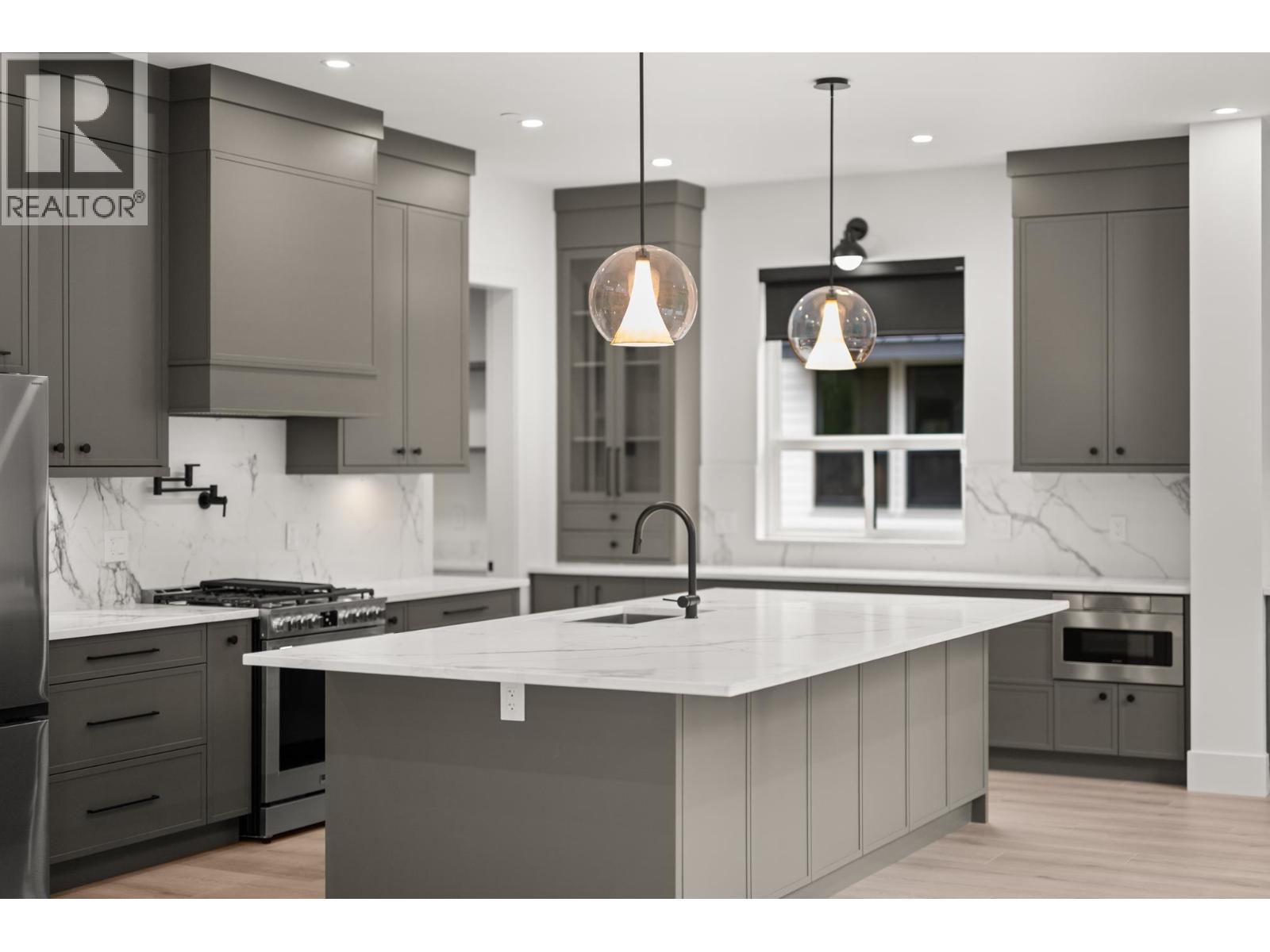 12868 Sheldrake Court, Maple Ridge, British Columbia  V4R 2R7 - Photo 11 - R3064836