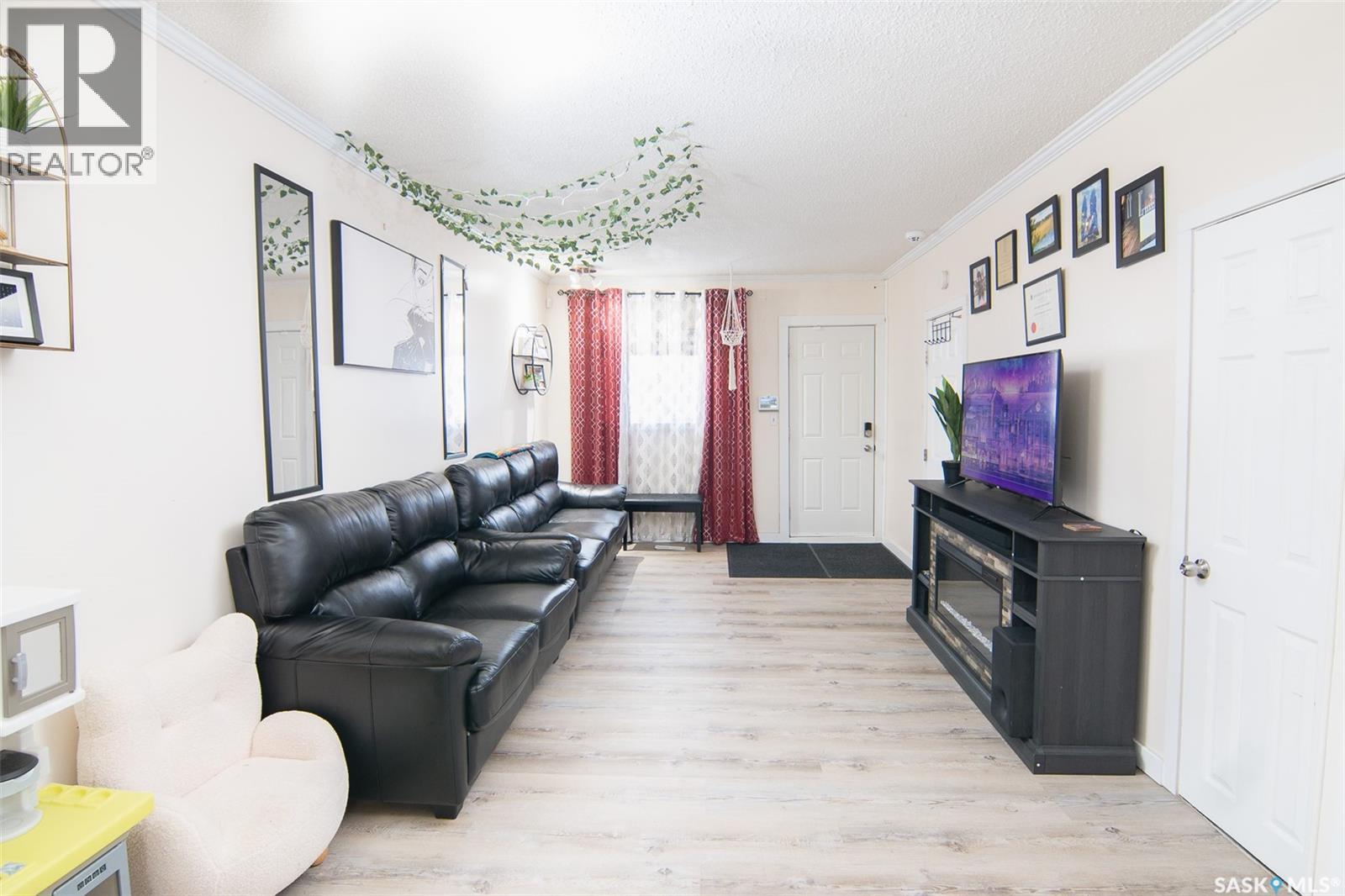 625 7th Street E, Prince Albert, Saskatchewan  S6V 0S7 - Photo 5 - SK024969