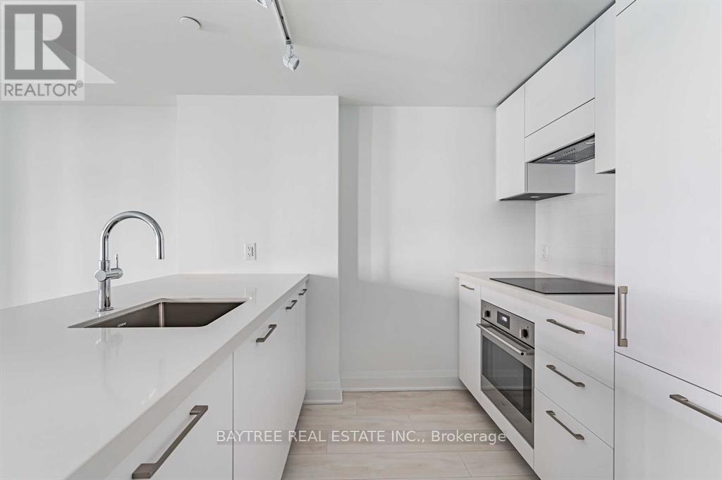 334 - 33 Frederick Todd Way, Toronto, Ontario  M4G 0C9 - Photo 2 - C12676856