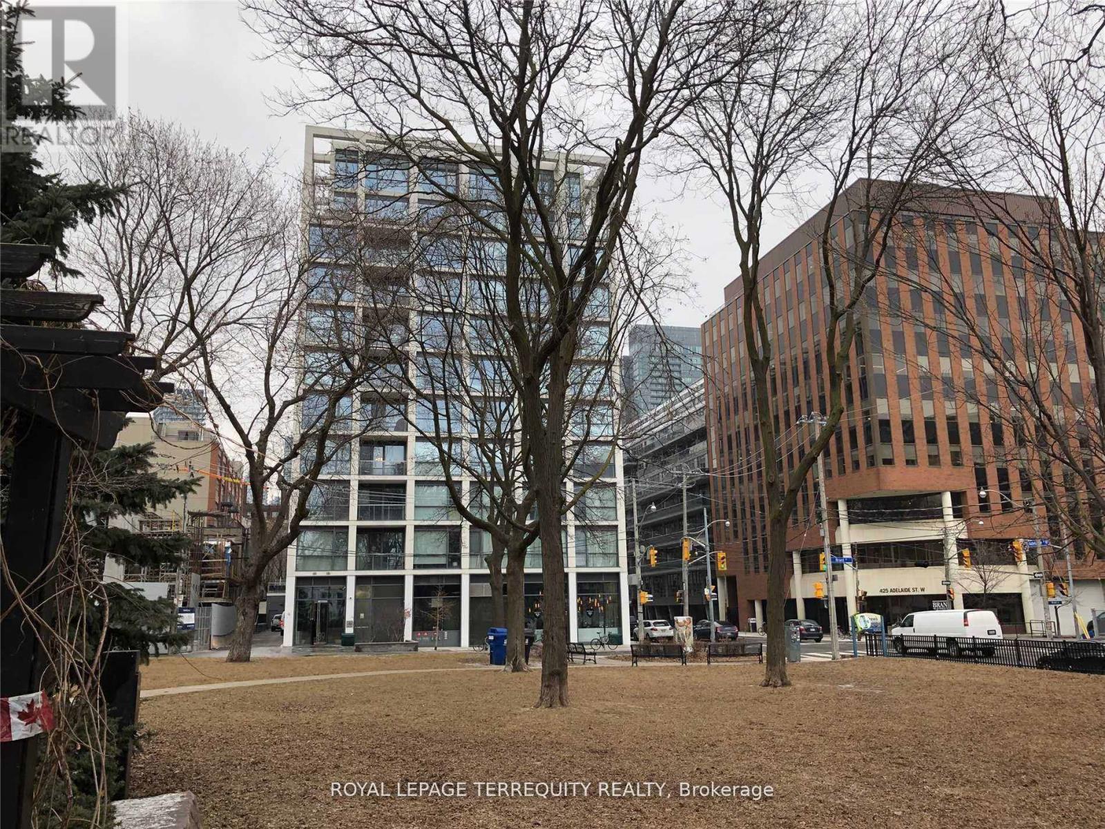 909 - 39 BRANT STREET, Toronto, Ontario