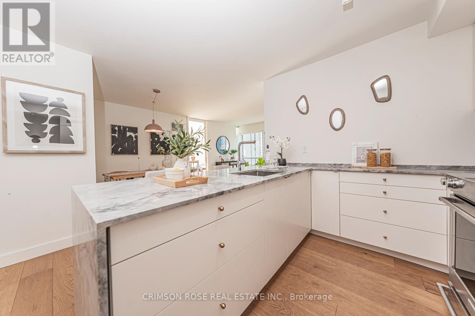 1107 - 10 Queens Quay W, Toronto, Ontario  M5J 2R9 - Photo 11 - C12676940